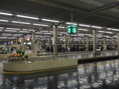 阪神 神戸三宮駅