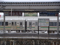 雪の米沢駅