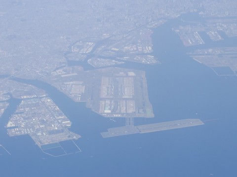 空から見る羽田空港
